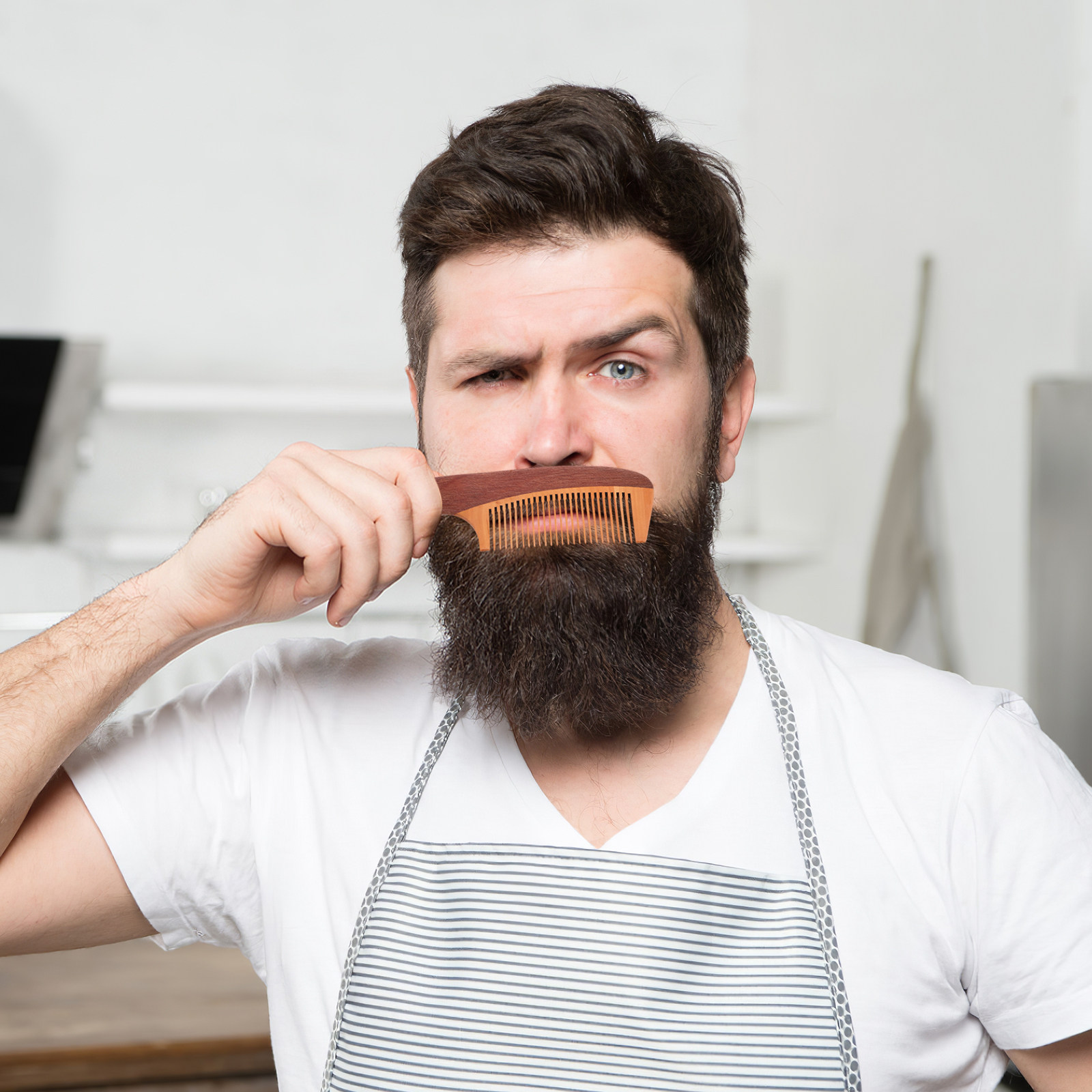 Beard Oil - Pente para Barba Masculino de Madeira,